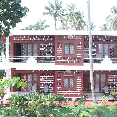 Hillview Beach Resort Varkala Exterior photo