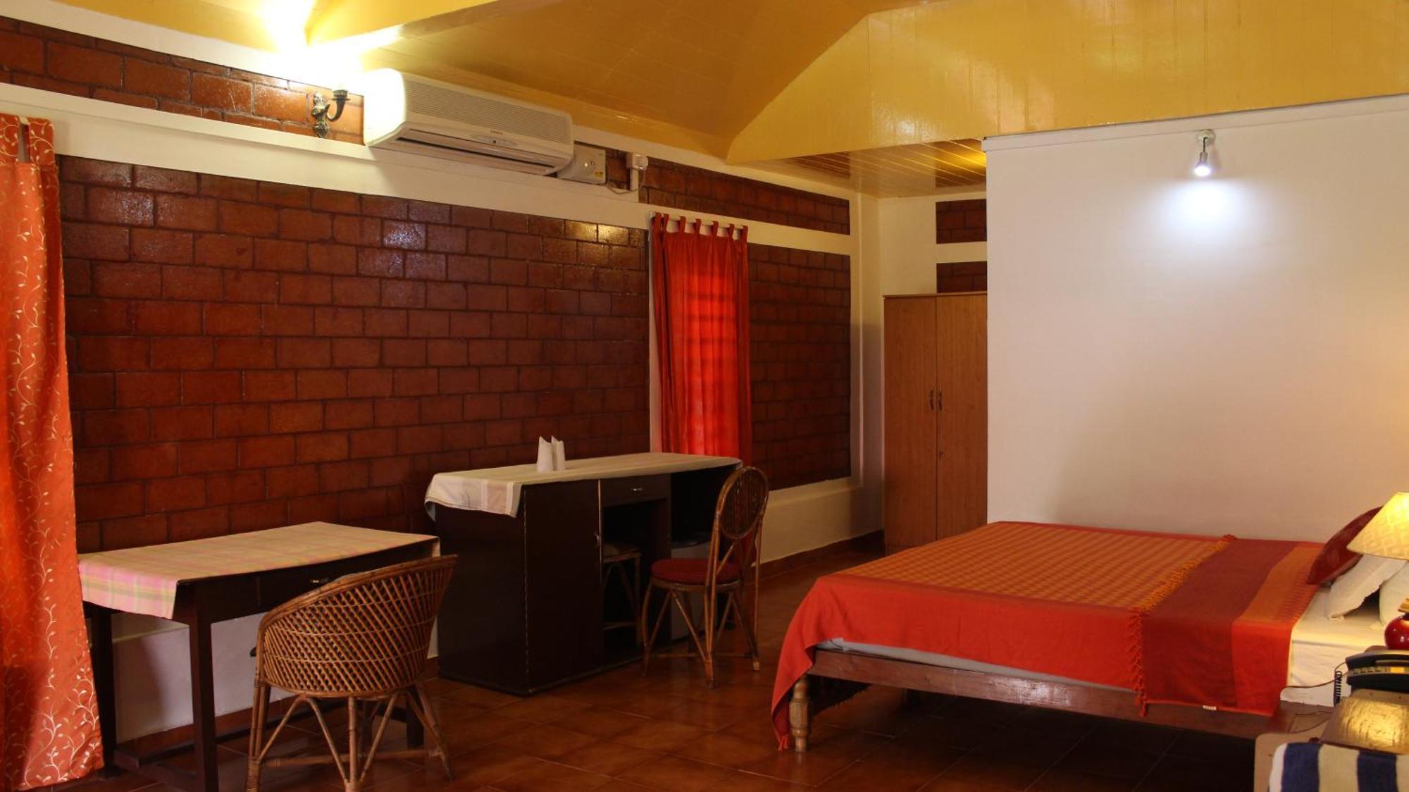 Hill View Beach Resort Varkala Exterior photo