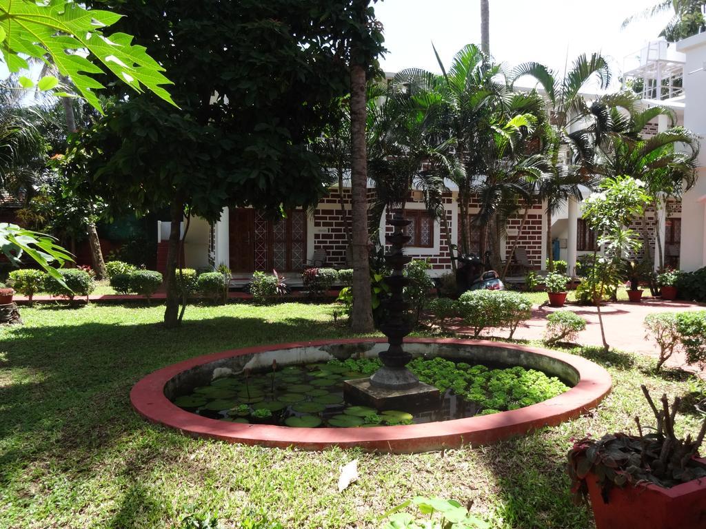 Hill View Beach Resort Varkala Exterior photo