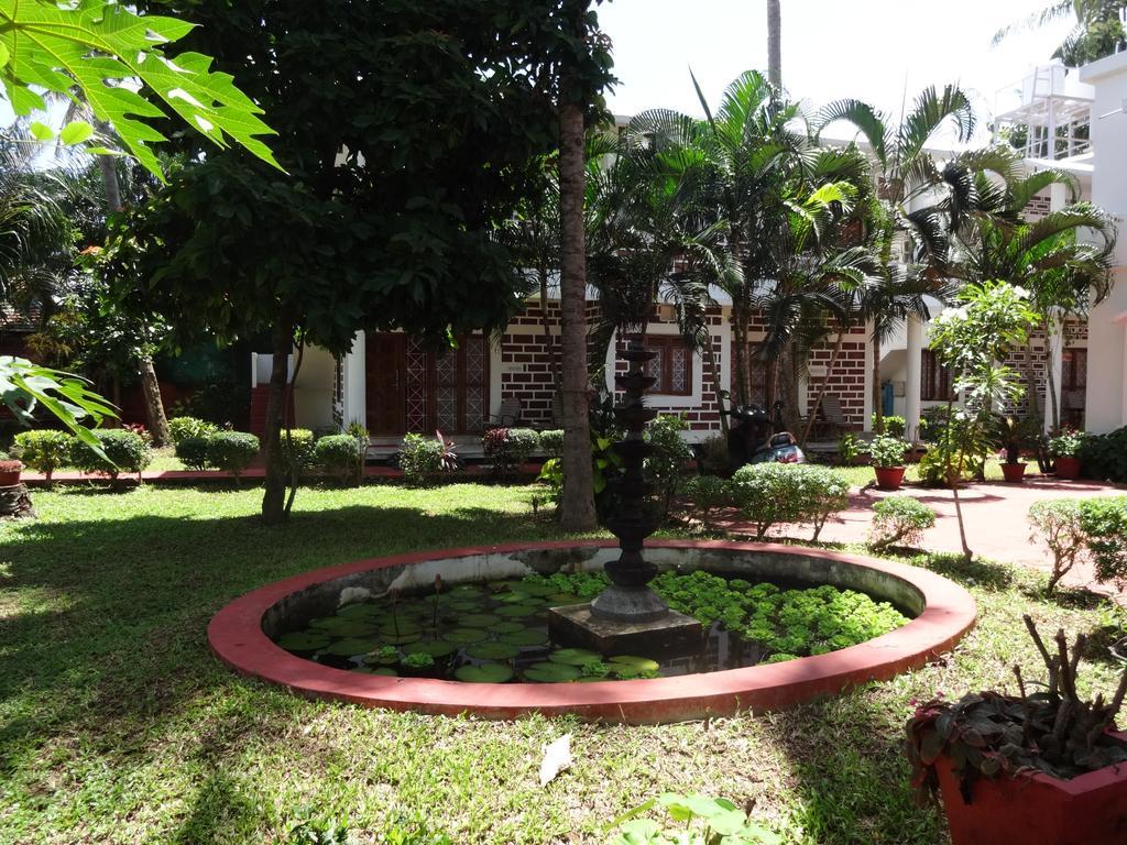 Hillview Beach Resort Varkala Exterior photo